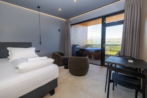 Premium bedding, free WiFi, bed sheets