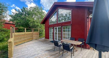 Lovely home in Ronneby with sauna