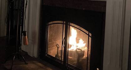 Colonial house in downtown N Wilkesboro NC with fireplace