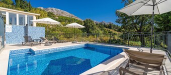 Beach front home in Mlini