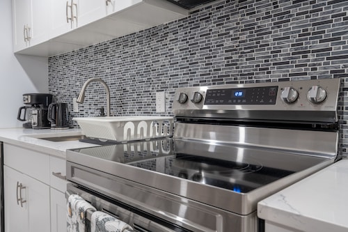 Serene Elegance: 2BR Gem with Modern Comforts