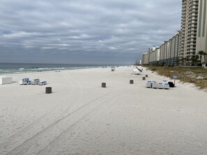 Una spiaggia nelle vicinanze