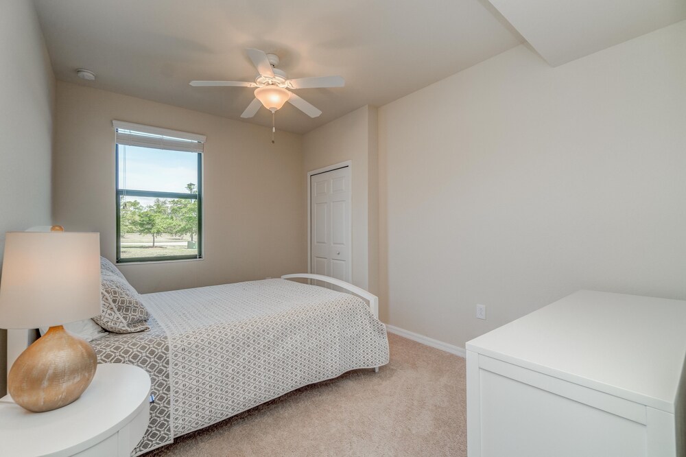 First Floor Coach Home in Gated Community North Port Abritel