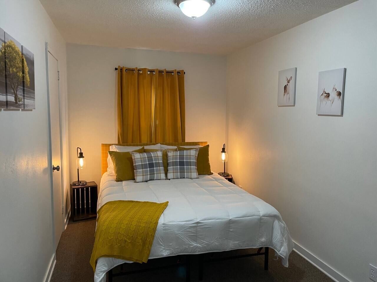 2 habitaciones, escritorio, tabla de planchar con plancha y wifi 