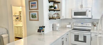 Downtown Stuart Coastal Cottage