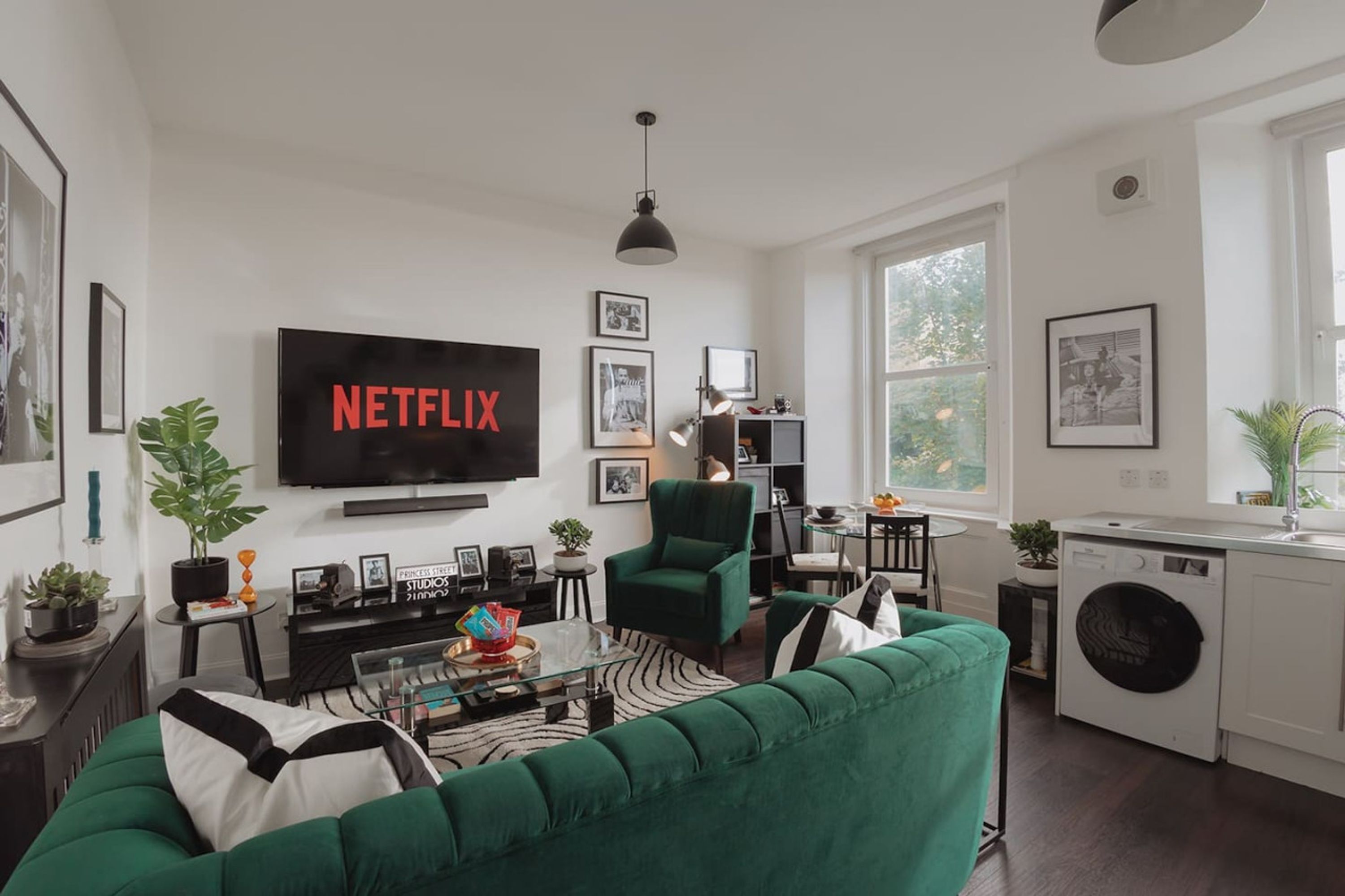 Apartment | 2 bedrooms, travel crib