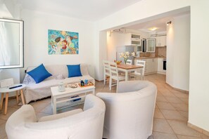 Apartment, Smoking | 2 bedrooms
