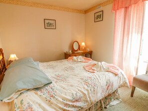 2 bedrooms, individually decorated, individually furnished, free WiFi - Low Skibeden Cottage (Skipton)