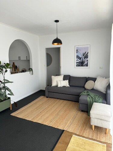 Family friendly Four Bedroom house in Belmont