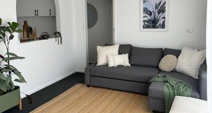 Family friendly Four Bedroom house in Belmont