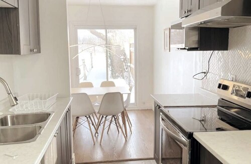 Stunning 3 bedroom single family home.