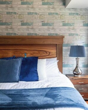 2 makuuhuonetta, työpöytä, silitysrauta/-lauta, Wi-Fi