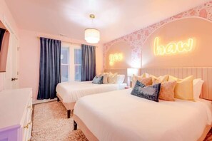 4 bedrooms, desk, iron/ironing board, travel crib