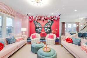 Interior - Butterfly BNB - Unforgettable Nashville Experience (Nashville)