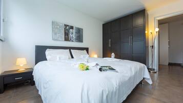 Apartment | 2 bedrooms, Internet