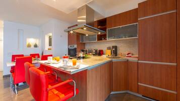 Apartment | 2 bedrooms, Internet