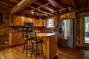 House, Multiple Beds (Lunar Lodge #317) | Private kitchen | Toaster - Lunar Lodge #317 (Sevierville)