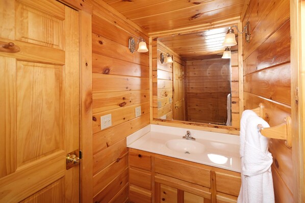 House, Multiple Beds (Smoky Treehouse Lodge  #614) | Bathroom - Smoky Treehouse Lodge #614 (Sevierville)