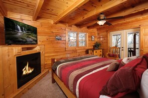House, Multiple Beds (Smoky Treehouse Lodge  #614) | 5 bedrooms - Smoky Treehouse Lodge #614 (Sevierville)