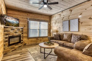 Casa, várias camas (Sun Splash #342) | Área de estar