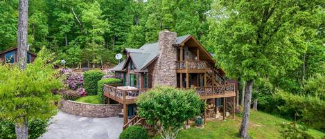 House, Multiple Beds (Cosby Contemporary Cabin) | Exterior