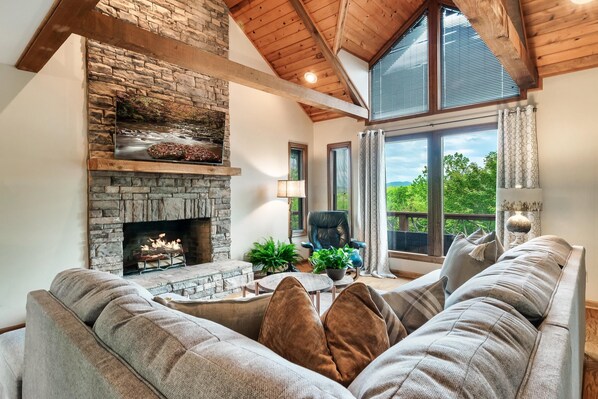 House, Multiple Beds (Cosby Contemporary Cabin) | Living area - Cosby Contemporary Cabin (Cosby)