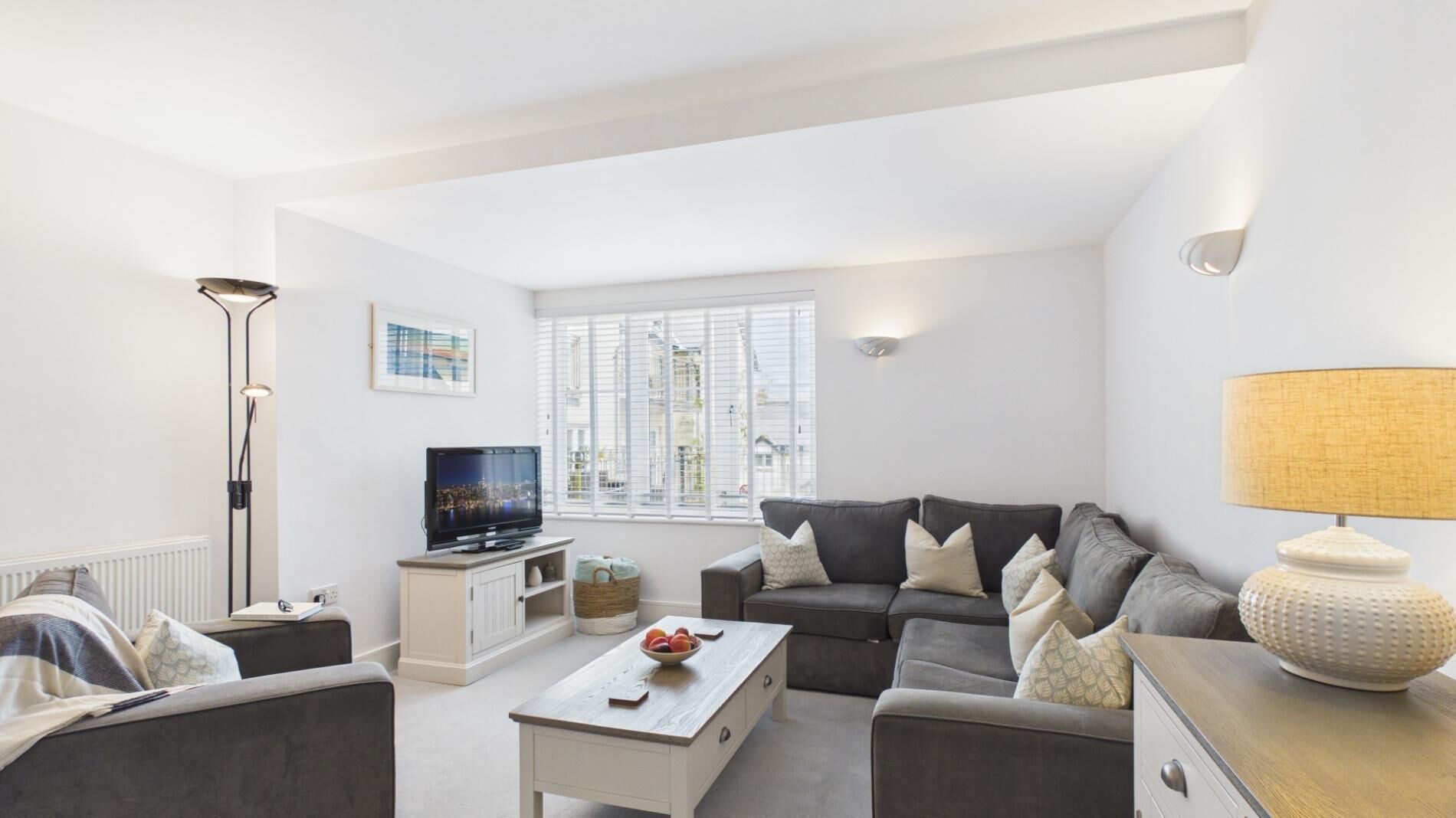 Apartment (2 Bedrooms) | Front of property