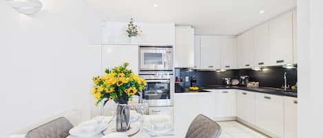 Apartment (2 Bedrooms) | Eigene Küche