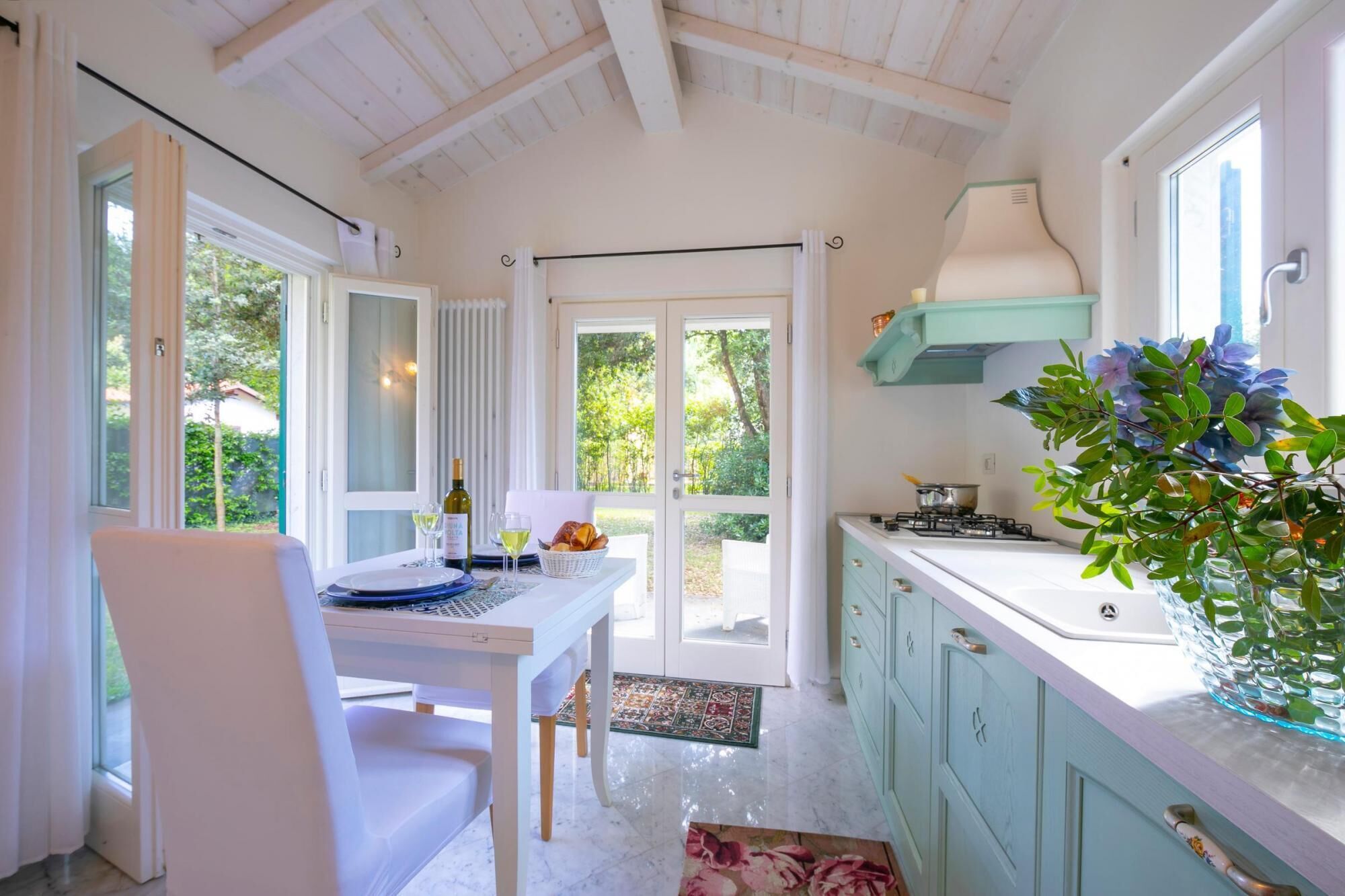 5 bedrooms, Internet