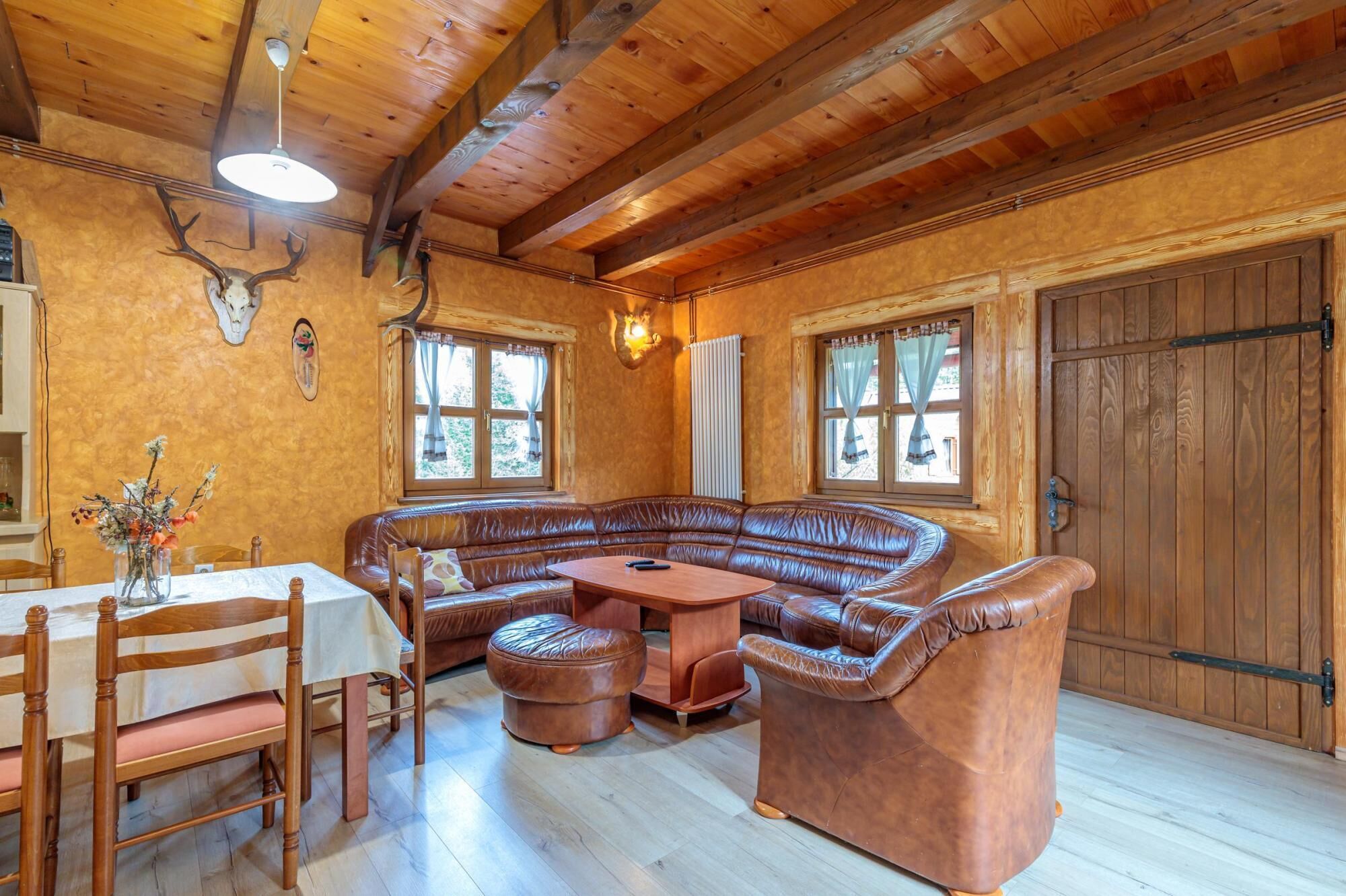 House | 4 bedrooms, Internet