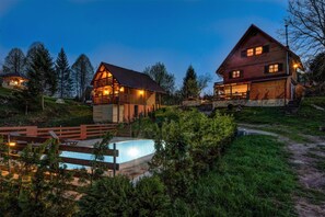House | 4 bedrooms, Internet - Heated Pool Chalet Zavrh 1 (Brod Moravice)