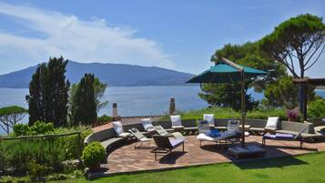 Villa | 4 bedrooms, Internet