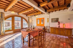 Apartment | 2 bedrooms, Internet - Juniper apt With Shared Pool Family fun (Castiglione del Lago)