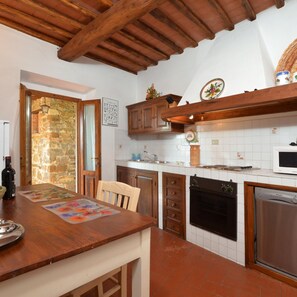 Casa, para fumantes | 3 quartos, acesso à internet de alta velocidade