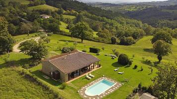 Vila | 3 kamar tidur dan internet