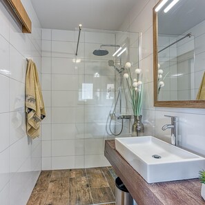 House, Accessible | 4 bedrooms, Internet