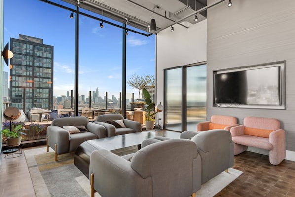 TV, stereo, offices