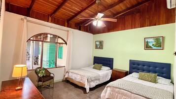 4 chambres, Wi-Fi gratuit, draps fournis