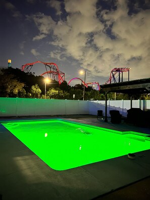 Outdoor pool, a heated pool