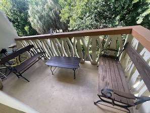 Property grounds - Central 1 room apartment North Miami  (North miami)