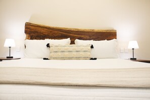 3 bedrooms, in-room safe, iron/ironing board, free WiFi