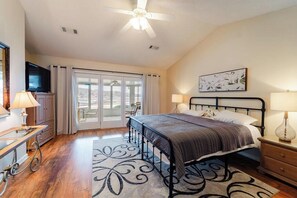 3 bedrooms, WiFi, bed sheets