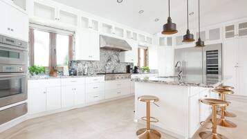 Villa Prestigio | Cocina privada