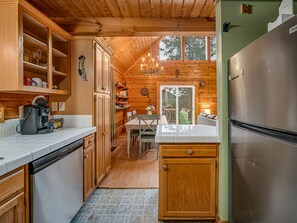 Interior - Into the woods 45 Min to Asheville w/ Hot Tub (Marion)