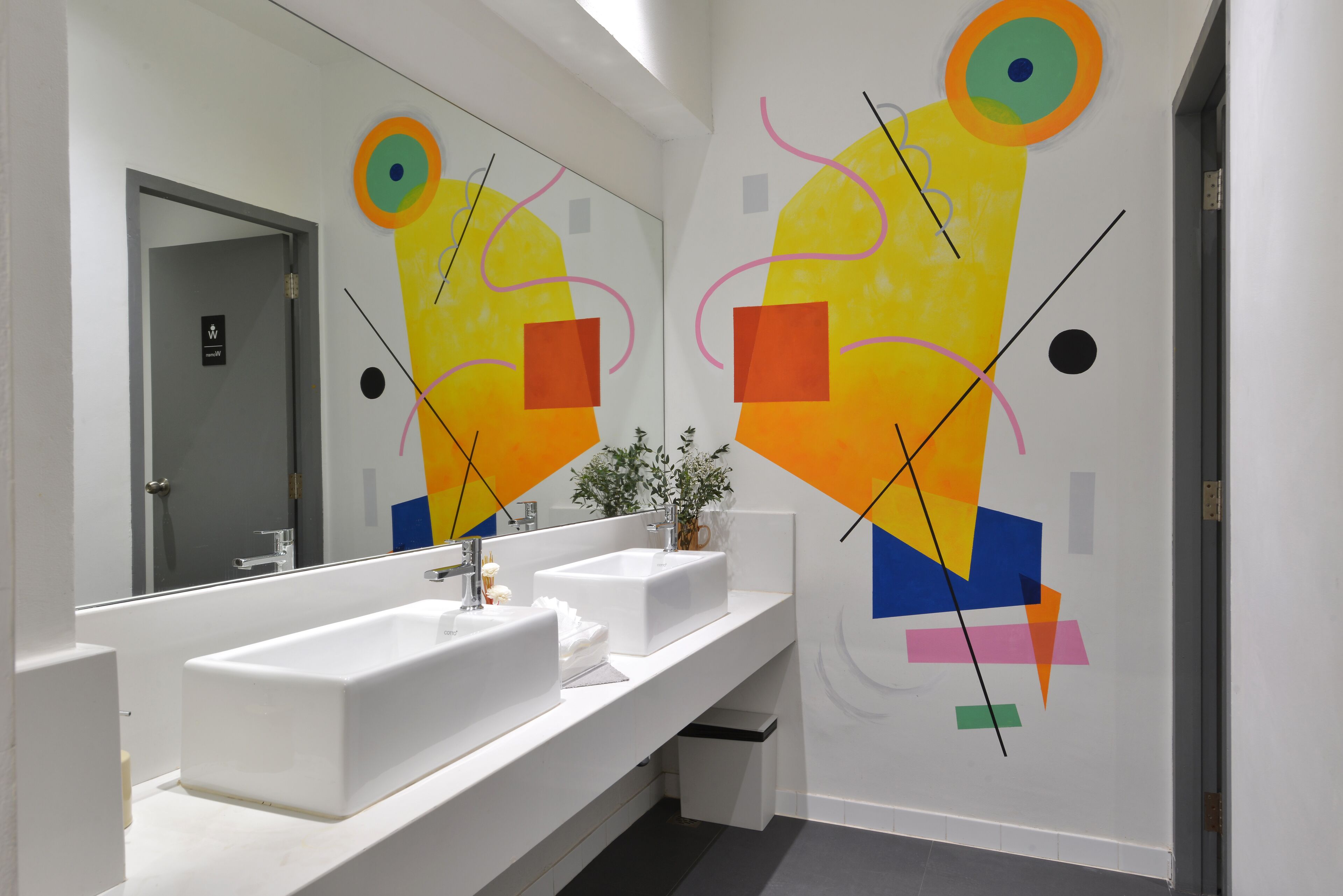 Foto - Tiang Capsule