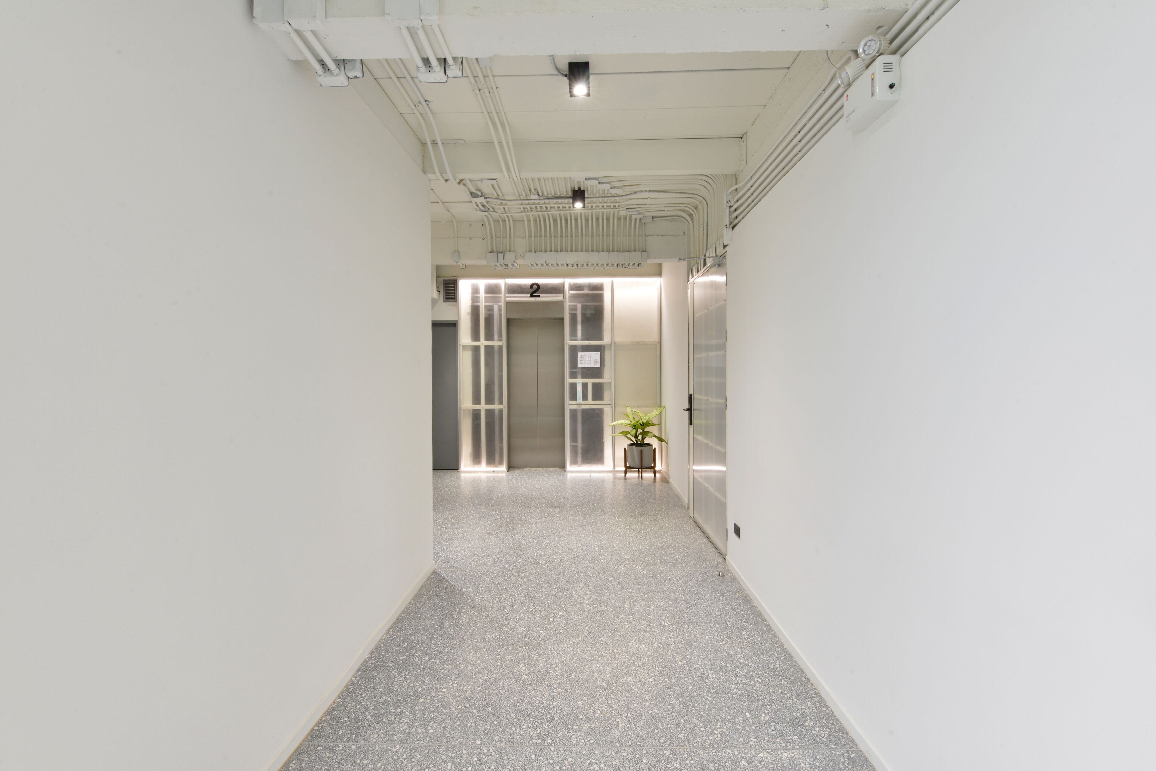 Foto - Tiang Capsule