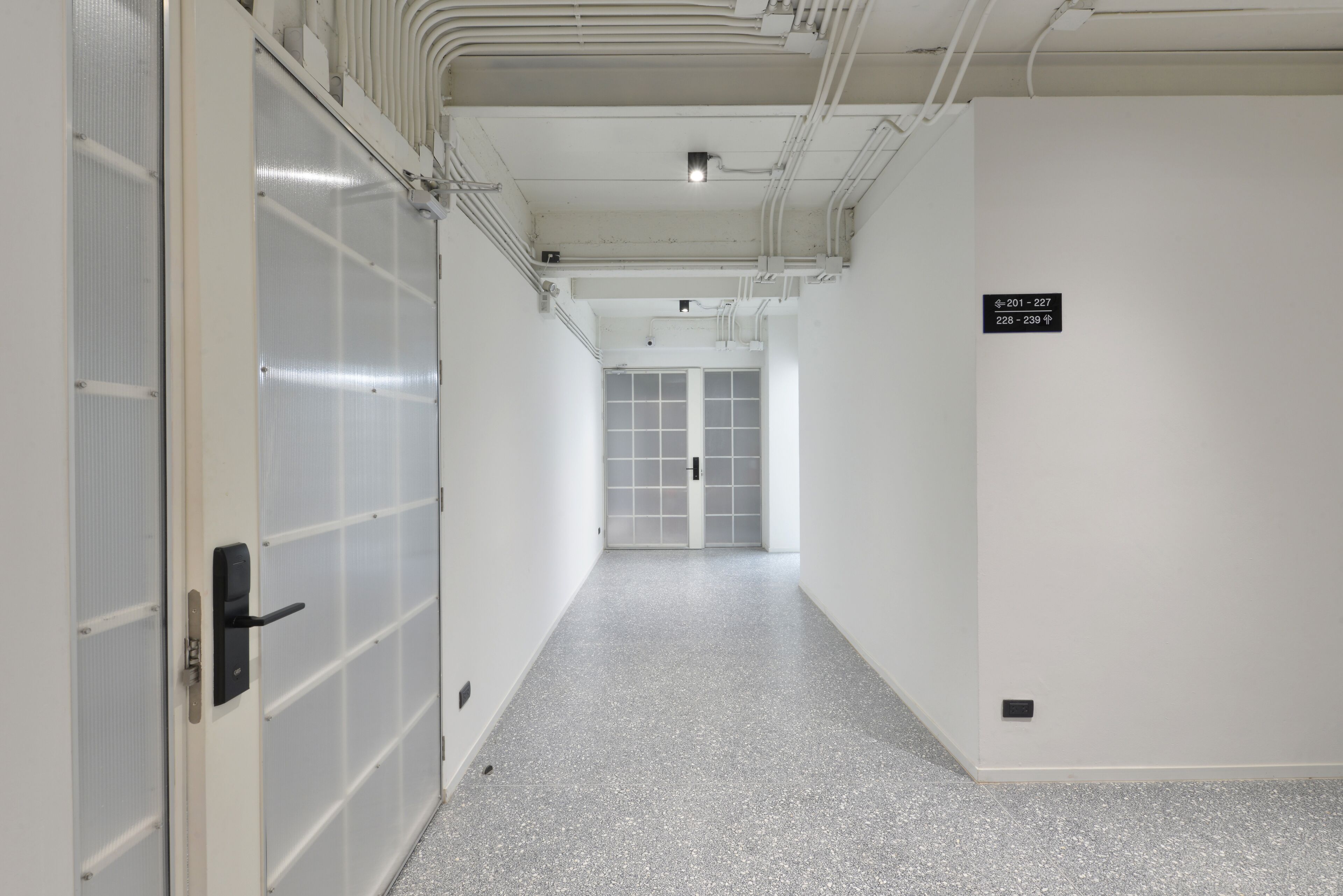 Foto - Tiang Capsule