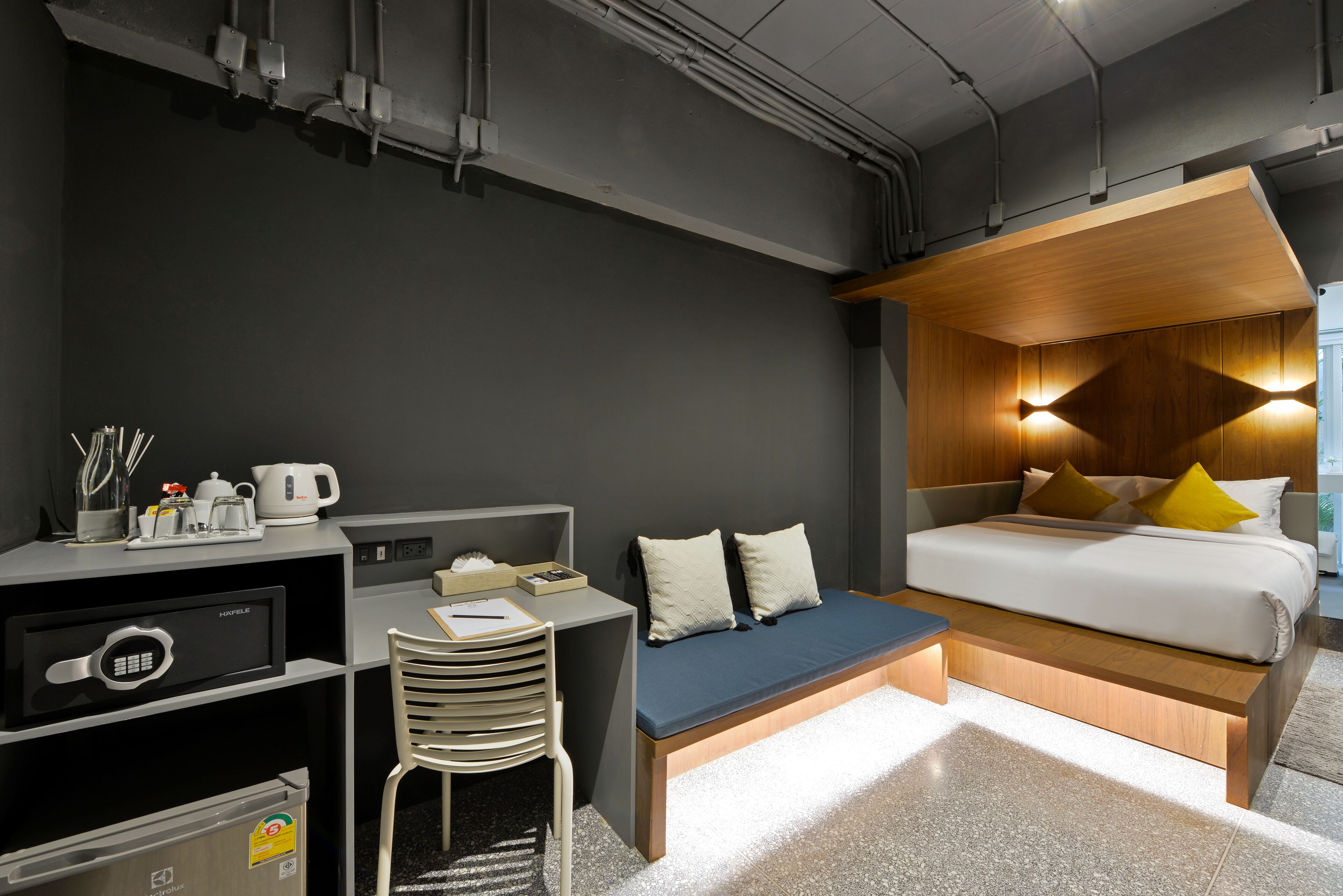 Foto - Tiang Capsule