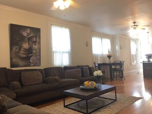 Imagen sin descripción, 4 de 21, botón