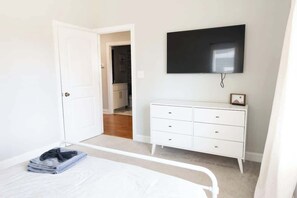 5 habitaciones, tabla de planchar con plancha y wifi gratis